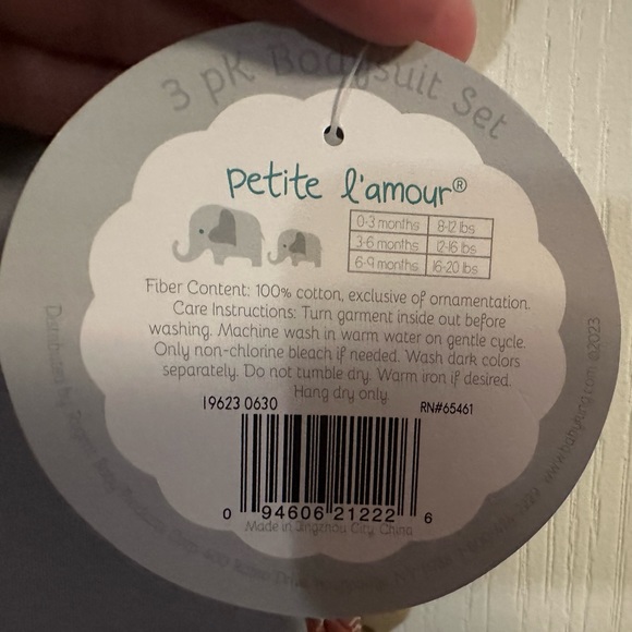 NWT Petite l’amour 3pk onesies set - Picture 4 of 4